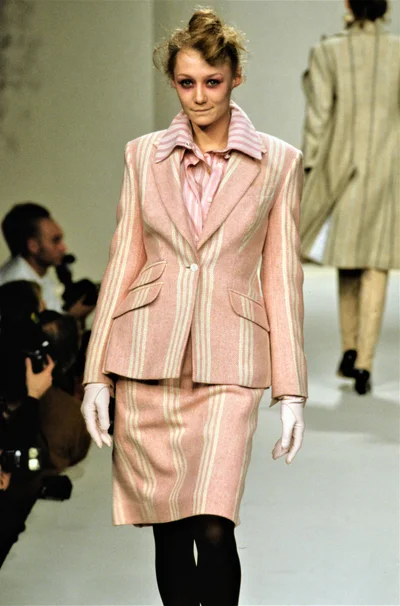 Look 28
